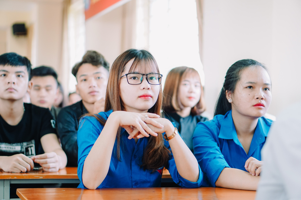 Nghiệm thu 05 đề tài thực tế của sinh viên Lớp K15 - Khoa học quản lý tại Trung tâm Hành chính công tỉnh Quảng Ninh