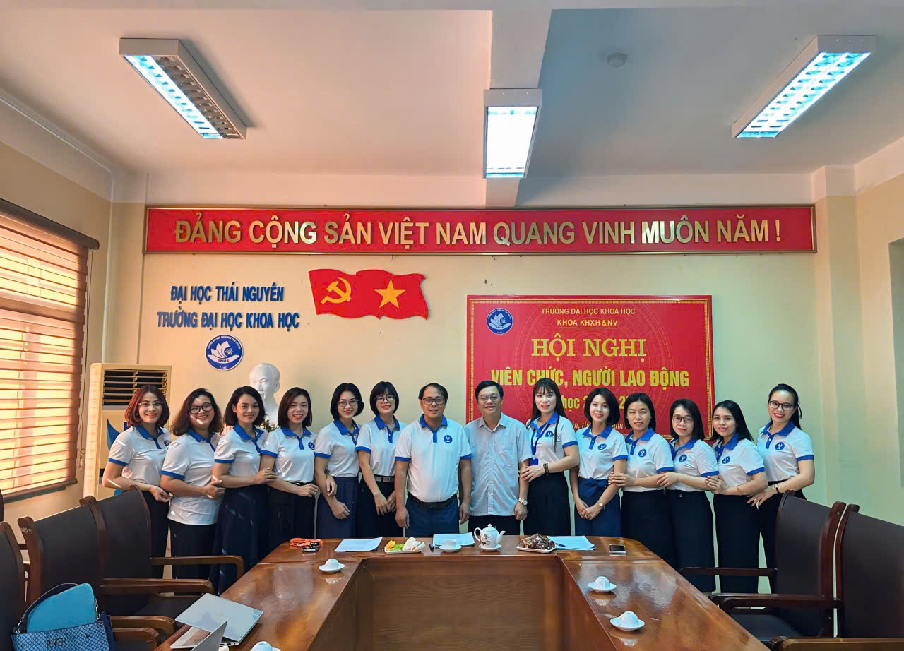 Hội nghị CBVC Khoa