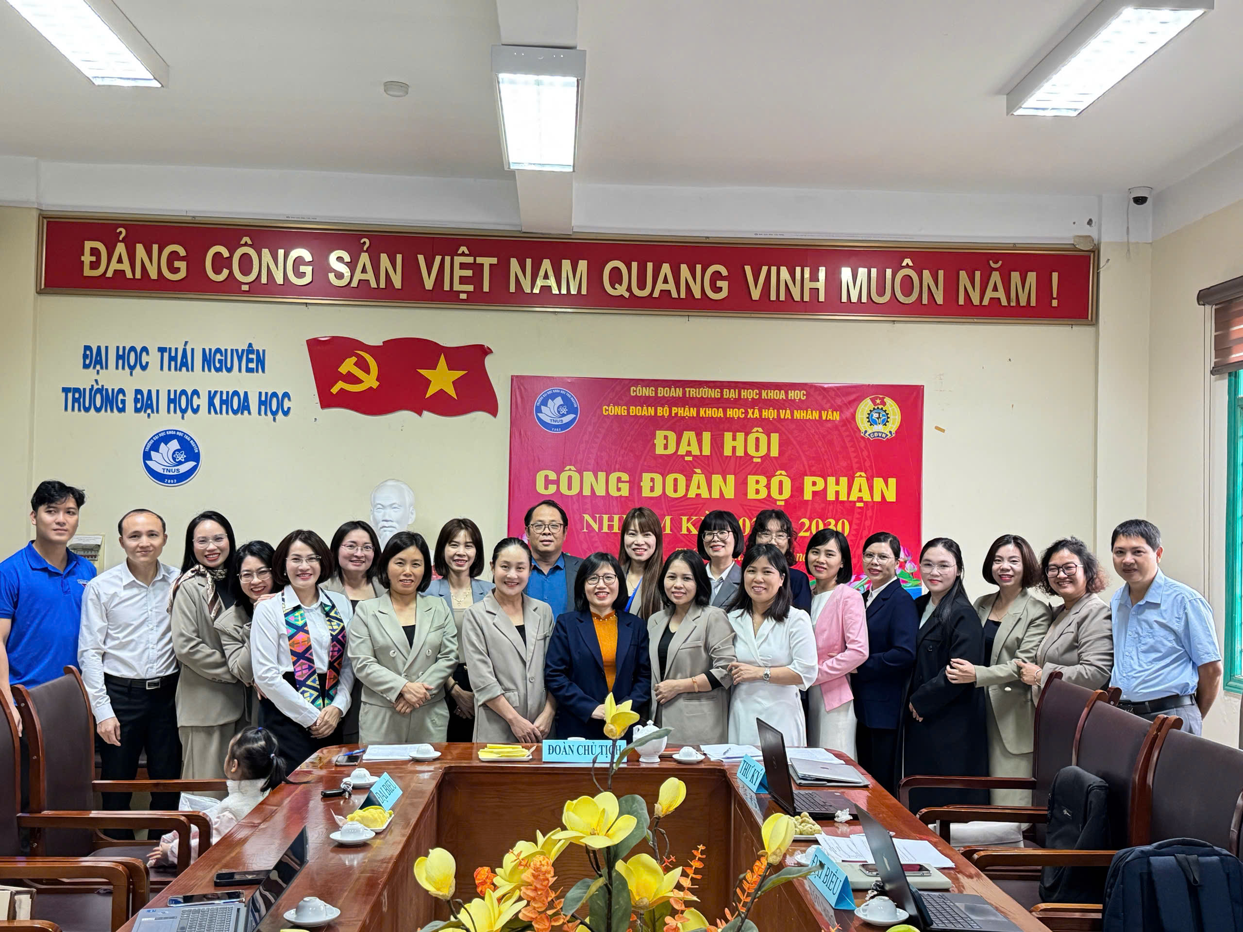 KHOA KHOA HỌC XÃ HỘI & NHÂN VĂN TỔ CHỨC THÀNH CÔNG ĐẠI HỘI CÔNG ĐOÀN